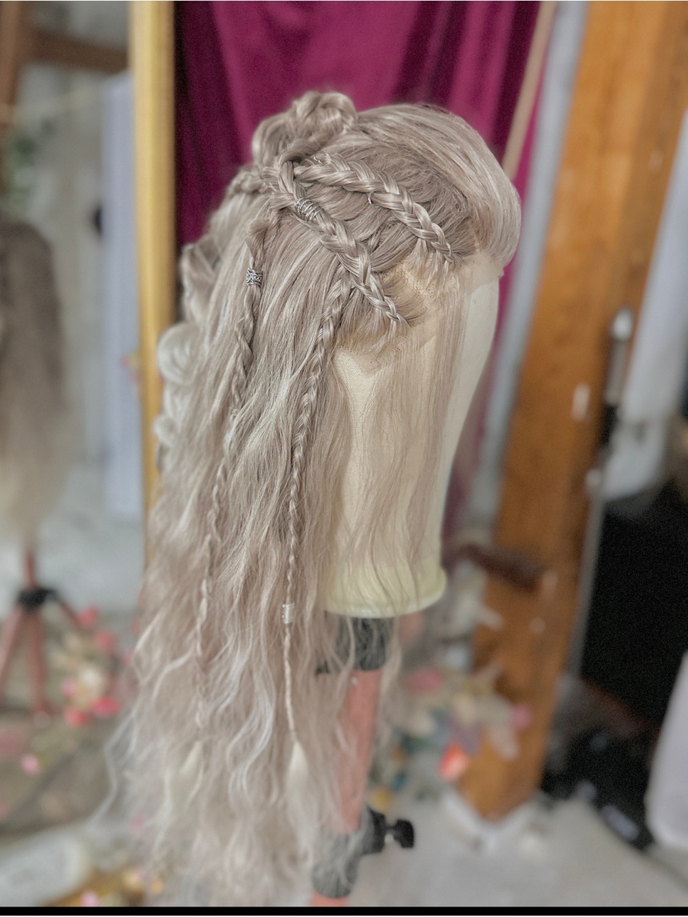 Viking elf women’s wig Silver Lace Long Wavy Braided beaded - Picture 5 of 11